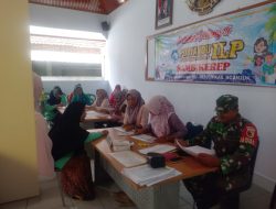 Peduli Kesehatan Warganya, Babinsa Desa Sambikerep Dampingi Kegiatan Posyandu Lansia