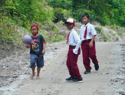 Jalan Baru TMMD Kodim 0810 Nganjuk Jadi Arena Bermain Anak-anak