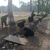 Babinsa Desa Kuncir Bersama Warga Kerja Bakti Bersihkan Lapangan untuk Upacara HUT RI ke-80
