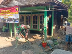 Manunggal Bersama Rakyat, Babinsa koramil 14/ Gondang Bantu Warga Bangun Rumah layak huni