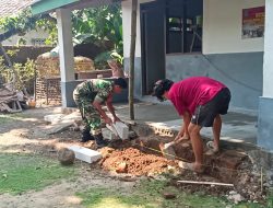 Babinsa Koramil 0810/10 Tanjunganom Gelar Kerja Bakti Bersama Warga di Sidoharjo