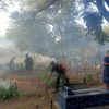 Babinsa Koramil 0810/02 Bagor Laksanakan Karya Bakti di Pemakaman Umum Desa Bagorkulon