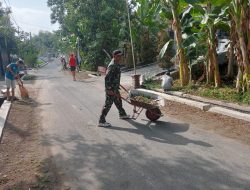 Babinsa Kelurahan Cangkringan Gelar Kerja Bakti Bersama Warga