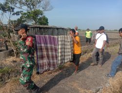 Babinsa Koramil 0810/15 Rejoso Dengan Sigap Evakuasi Warga yang Ditemukan Gantung Diri di Desa Binaannya