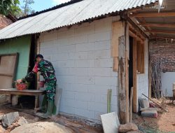 Babinsa Koramil 0810/18 Ngetos Laksanakan Program RUTILAHU di Desa Blongko
