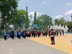 Babinsa Koramil 0810/01 Nganjuk Latih Calon Ketua OSIS dan MPK SMAN 3 Nganjuk