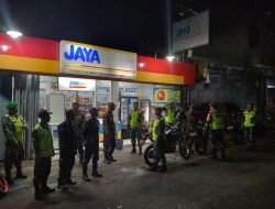 Bersama Banser, Koramil 0810/18 Ngetos Gelar Patroli Keamanan Ciptakan Lingkungan Aman