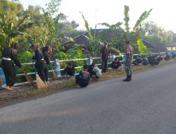 Babinsa Koramil 20 Ngluyu Laksanakan Karbak Pembersihan Lingkungan Bersama PSHT