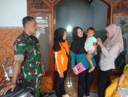 Babinsa Koramil Baron Pendampingan Posyandu di Desa Binaan