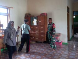 Sertu Didik Laksanakan Binkomsos Bersama Guru TK Dharma Wanita Desa Bungur