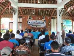 Babinsa Koramil 0810/13 Lengkong Hadiri Musdessus Pertanggungjawaban APBDes 2026 di Desa Ngepung