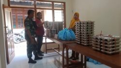 Babinsa Koramil 0810/06 Kertosono Laksanakan Pendampingan Program MBG di Desa