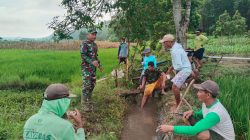 Babinsa Koramil 0810/20 Ngluyu Laksanakan Komsos Bersama Warga, Pererat Silaturahmi dan Perkuat Jaring Komunikasi di Wilayah Binaan