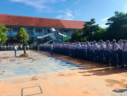 Peltu Heri Sujarwo Jadi Pembina Upacara di SMA Negeri 1 Sukomoro, Tekankan Cinta Tanah Air dan Kedisiplinan