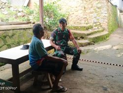 KOMSOS HUMANIS, BABINSA DESA SIWALAN PERERAT HUBUNGAN DENGAN WARGA