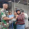 Koramil 0810/08 Baron Bersama TNI–Polri dan Ormas Sangprabu DPD Nganjuk Gelar Bakti Sosial Berbagi Takjil dan Sembako
