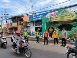 SINERGITAS TNI-POLRI DAN INSTANSI TERKAIT AMANKAN ARUS MUDIK PERAYAAN IDUL FITRI 1447 H / 2026 M DI POS PENGAMANAN BARONG KEC TANJUNGANOM