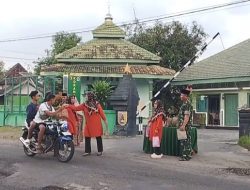 Koramil 0810/19 Jatikalen Gelar Bakti Sosial Berbagi Takjil di Bulan Suci Ramadhan 1447 H / 2026 M