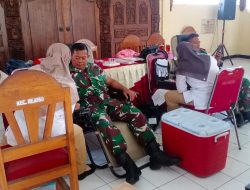 WUJUD KEPEDULIAN TERHADAP SESAMA, ANGGOTA KORAMIL 0810/15 REJOSO LAKSANAKAN DONOR DARAH DI PENDOPO KECAMATAN REJOSO