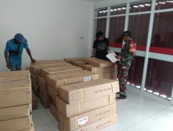 Babinsa Koramil 0810/11 Prambon Dampingi Pendistribusian Barang KDKMP di Desa Tegaron