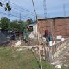 BABINSA DESA KEMADUH KORAMIL 0810/08 BARON AKTIF BANTU WARGA WUJUDKAN SEMANGAT GOTONG ROYONG