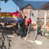 BABINSA DESA GARU DAMPINGI PROGRAM BEDAH RUMAH RTLH DI DESA GARU