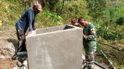 BABINSA DESA KEPEL BERSAMA WARGA GOTONG ROYONG BANGUN DEKER AIR BERSIH UNTUK HADAPI MUSIM KEMARAU