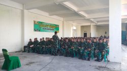 KOMANDAN KODIM NGANJUK BERIKAN JAM KOMANDAN KEPADA SELURUH PERSONEL KODIM