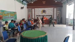 Jum’at Berkah, Anggota Koramil 0810/16 Sukomoro Berbagi Kepedulian kepada Masyarakat