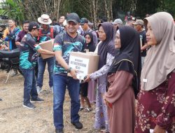 Dandim Nganjuk Bersama Forkopimda Kabupaten Nganjuk Salurkan Bansos pada Event Trail HUT Bhayangkari ke-80