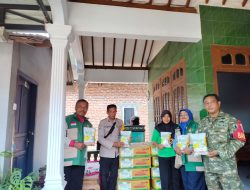 Babinsa Koramil 0810/08 Baron Dampingi Penyaluran Benih Jagung MAXXI untuk Dukung Ketahanan Pangan Nasional