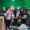 Babinsa Koramil 0810/11 Prambon Dampingi Penyaluran Bansos BANGPANG di Desa Sugihwaras
