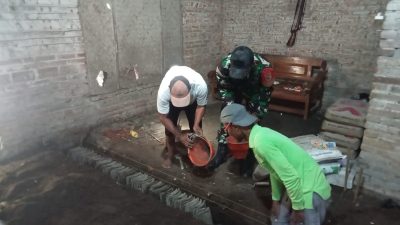 Babinsa Koramil 0810/08 Baron Laksanakan Giat Karya Bakti Bersama Warga