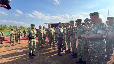 Menteri Pertahanan RI Tinjau Kesiapan Yonif TP 933/Macan Wilis, Kasdim 0810/Nganjuk Dampingi Danrem 081/DSJ