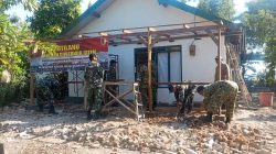 Anggota Koramil 0810/02 Bagor Laksanakan Karya Bakti RTLH di Kelurahan Guyangan