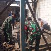 TNI GOTONG ROYONG BANTU WARGA, PERKUAT KEMANUNGGALAN TNI DENGAN RAKYAT