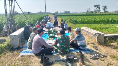 BABINSA BERSAMA PEMERINTAH KECAMATAN DAN STAKEHOLDER DAMPINGI PROGRAM IRIGASI PERPOMPAAN KEMENTERIAN PERTANIAN