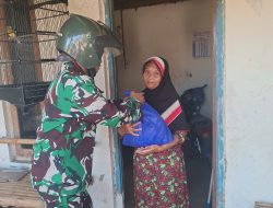 *200 Paket Sembako Babinsa Kodim 0810/Nganjuk Dibagikan Door to Door kepada Warga Kurang Mampu di 9 Kecamatan*