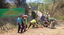 Danramil 0810/15 Rejoso Hadiri Peletakan Batu Pertama Pembangunan Jembatan Garuda di Desa Talun