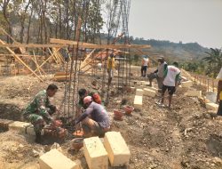 Semangat TNI dan Warga Menyatu, Pondasi Masjid Al Husayn di Ngluyu Mulai Dikerjakan