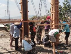 TNI dan Warga Bahu-Membahu Bangun Masjid Al Husayn, Semangat Gotong Royong Menguat di Ngluyu