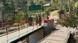 MENJEMPUT HARAPAN DI UJUNG AKSES, KOREM 081/DSJ TINJAU PEMBANGUNAN JEMBATAN PERINTIS GARUDA DI BARENG