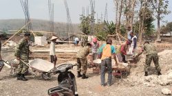 Gotong Royong TNI dan Warga, Pembangunan Masjid Al Husayn di Ngluyu Terus Dikebut