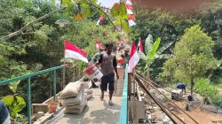 Jembatan Garuda Merah Putih Dibangun dengan Gotong Royong, Warga Kebonagung Bersatu Buka Akses Kemajuan