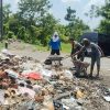 BUKAN SEKADAR BERSIH-BERSIH, BABINSA DAN WARGA PETAK BERGERAK JAGA LINGKUNGAN, CEGAH PENYAKIT DARI TPA